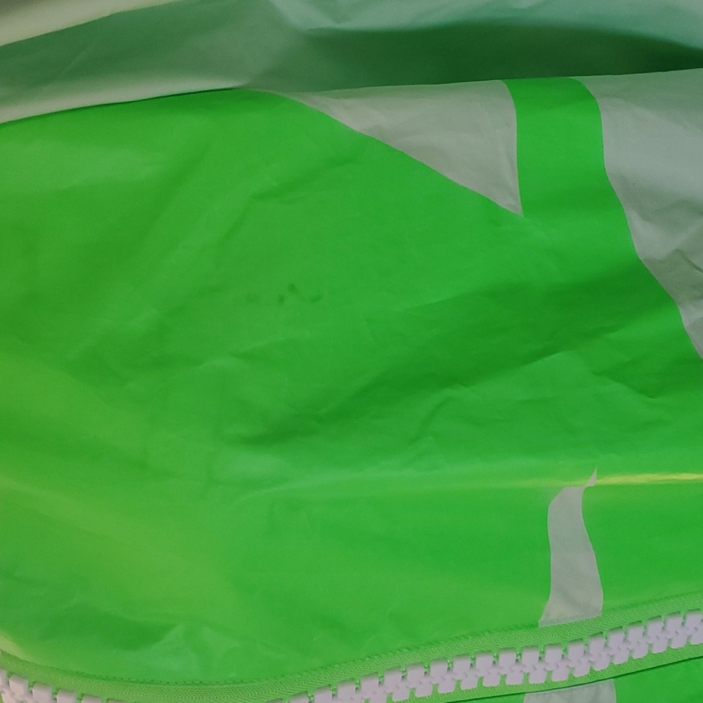 Nike Women's Sportswear NSW Swoosh Windrunner Fully Zipped Jacket One Size - Picture 8 of 10